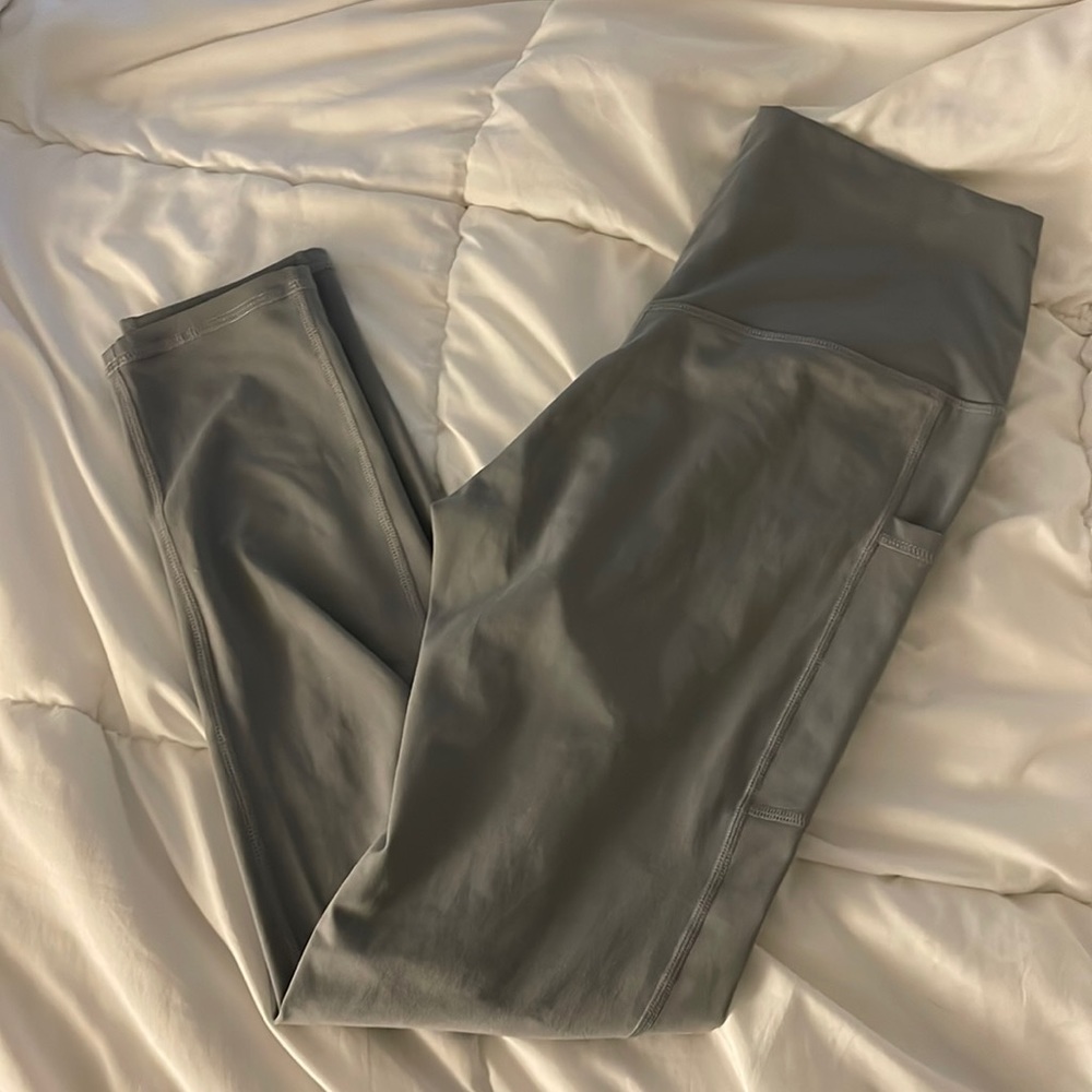 Leggings - worn a few times. Extremely soft and comfortable.